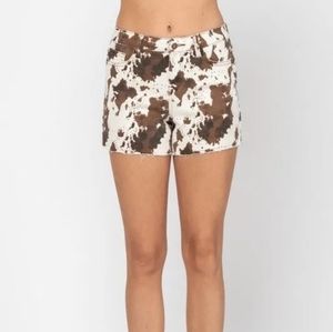 Judy Blue Cow Print Shorts Size Large